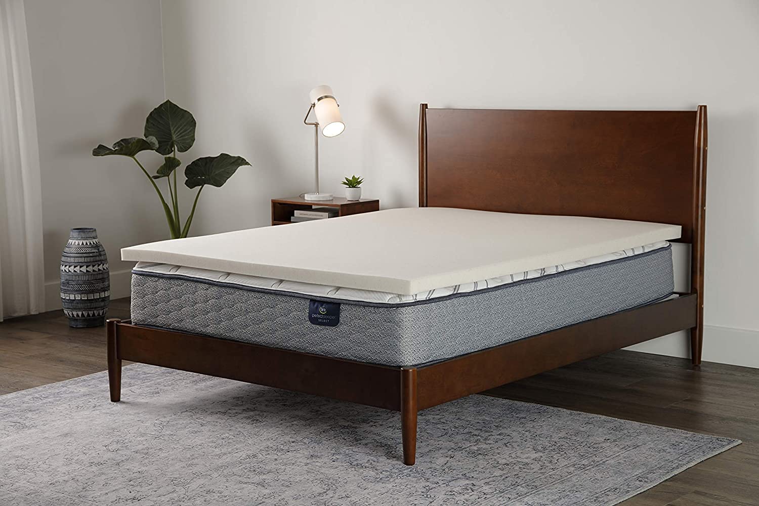 Serta CopperGel 2 Inch Thick Twin XL or Full Size Bed Memory Foam Mattress Topper. MADE IN USA.